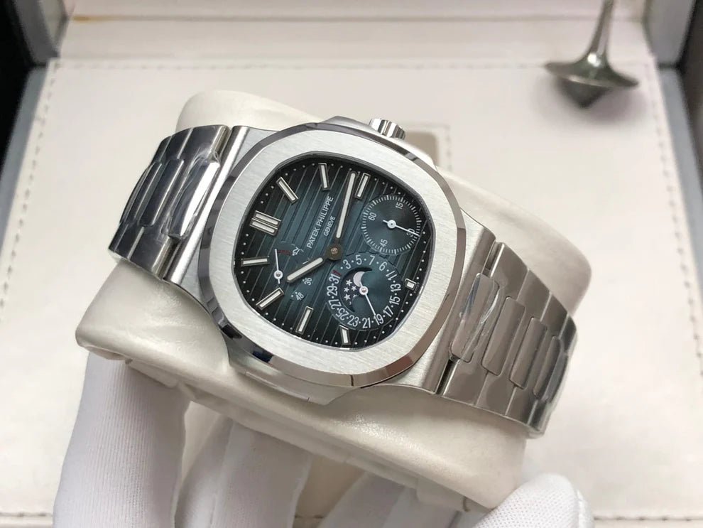 Patek Philippe Nautilus 5712/1A-001 Moon Phases Stainless Steel Blue Dial