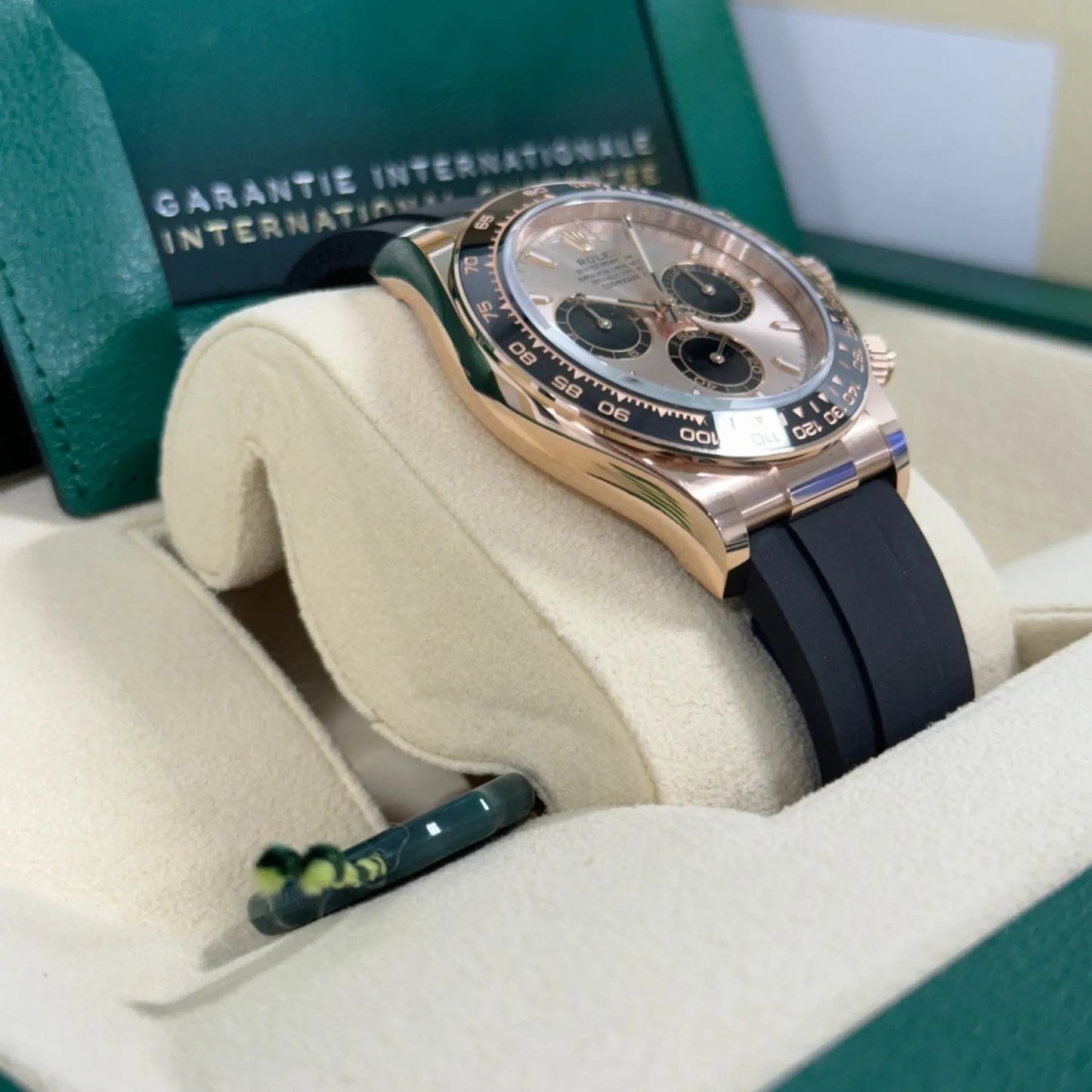 Superclone Rolex Daytona 40 mm Sundust Dial in Everose Gold 126515LN