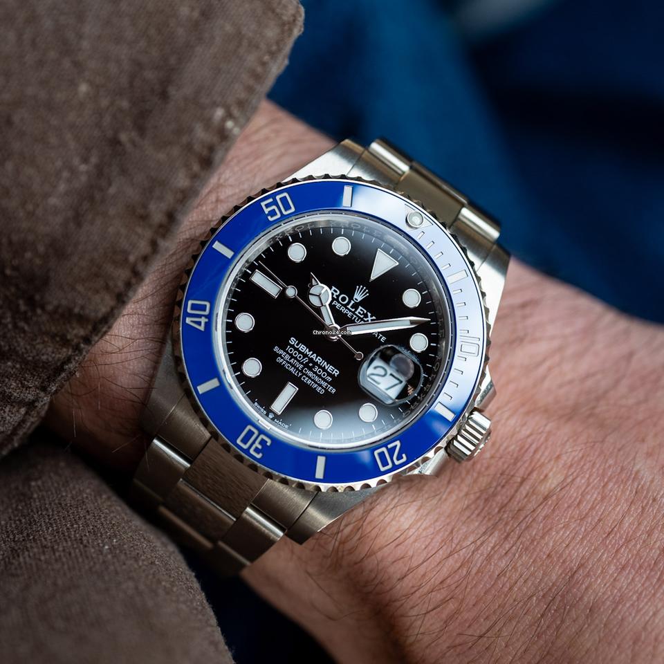 The Rolex Submariner Date Silver 41mm, Black Dial - Blue Bezel