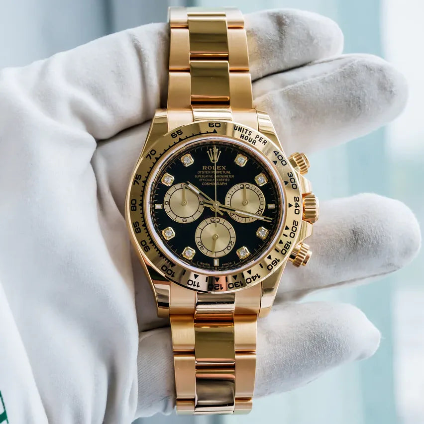 Superclone Rolex Daytona 40 mm Bright black and golden set with diamonds Dial 126508