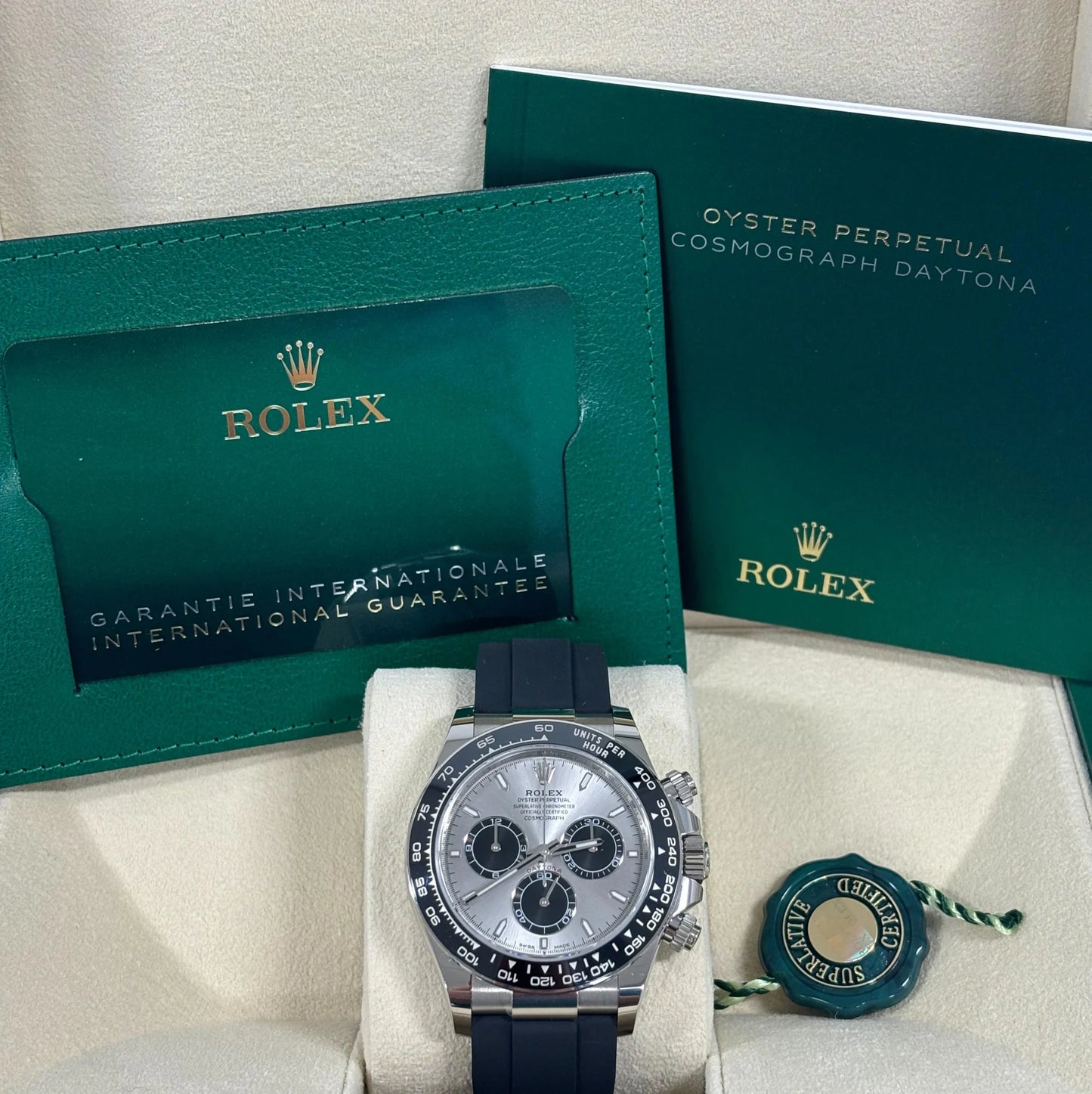 Superclone Rolex Daytona 40 mm Steel and bright black dial 126519LN