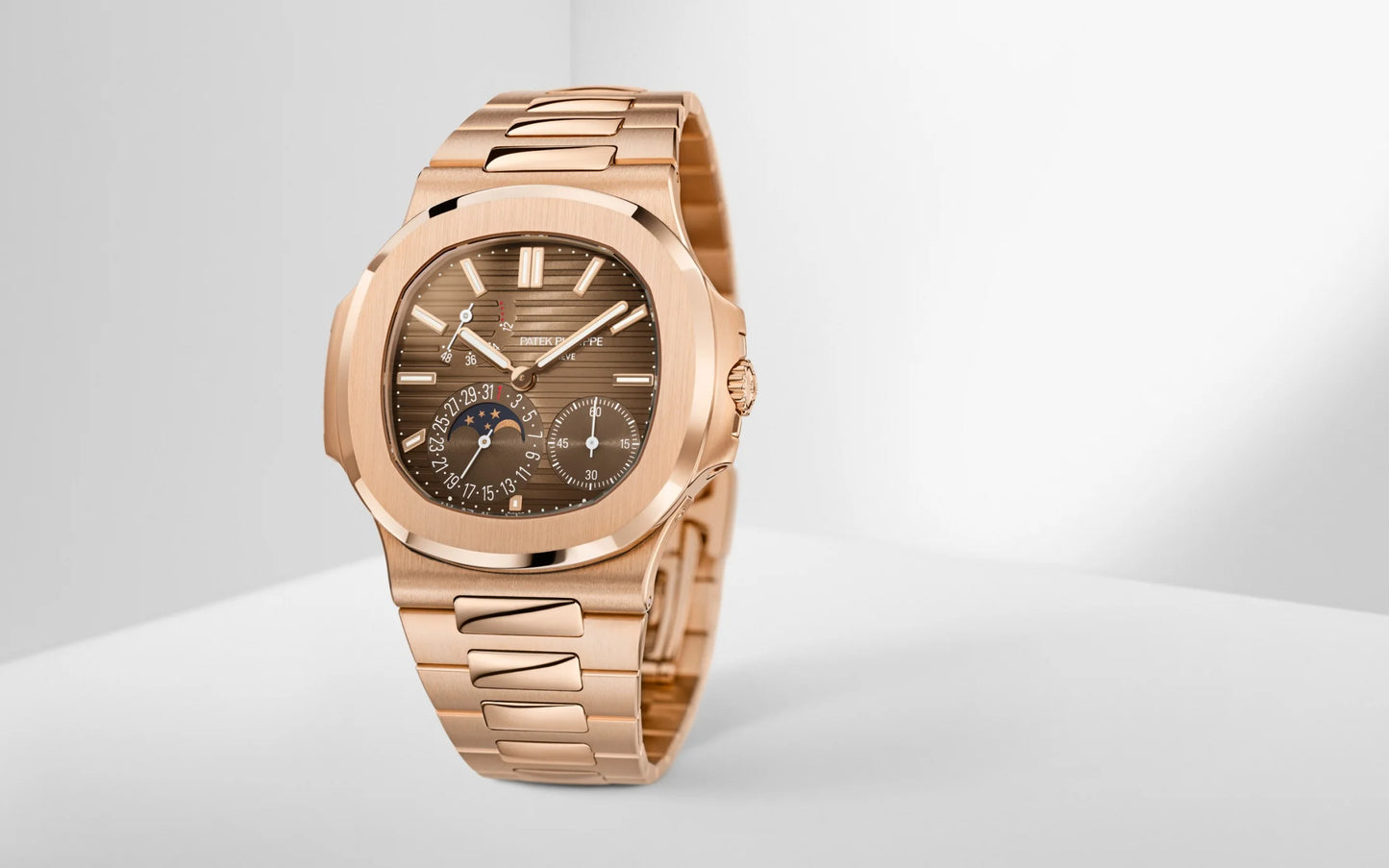Patek Philippe Nautilus 5712/1R-001 41mm Rose Gold