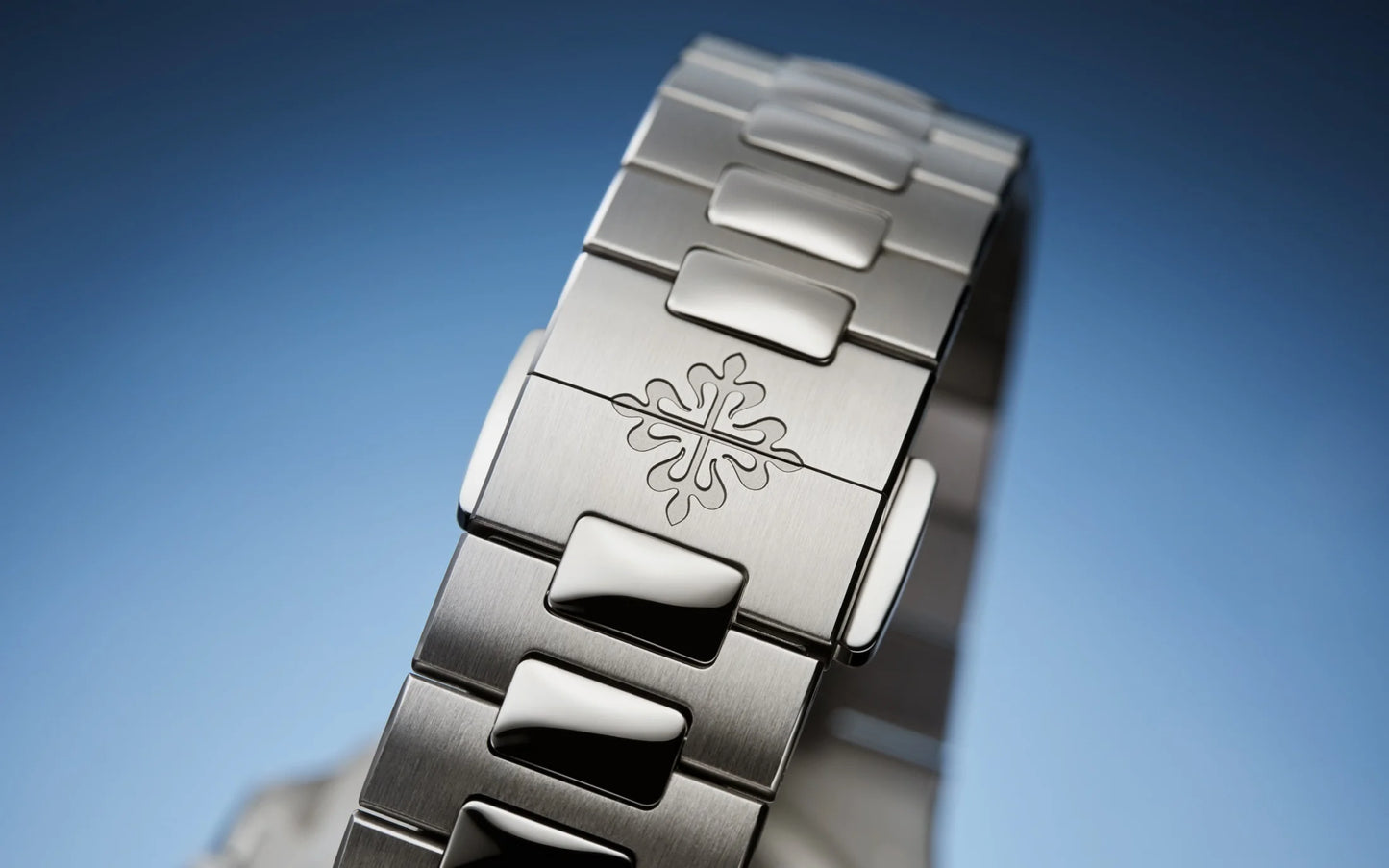 Patek Philippe Nautilus Blue dial - 5811/1G-001 Nautilus