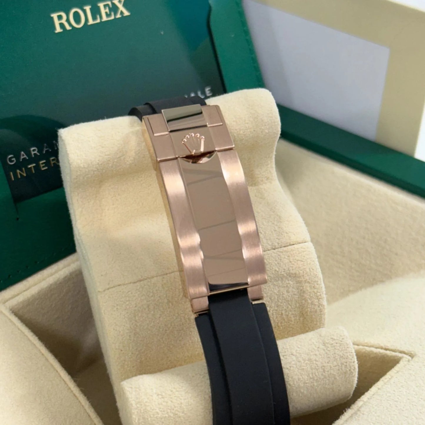 Superclone Rolex Daytona 40 mm Sundust Dial in Everose Gold 126515LN