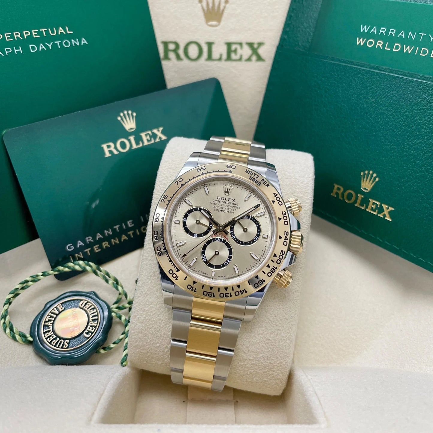 Superclone Rolex Daytona 40 mm Golden Dial 126503