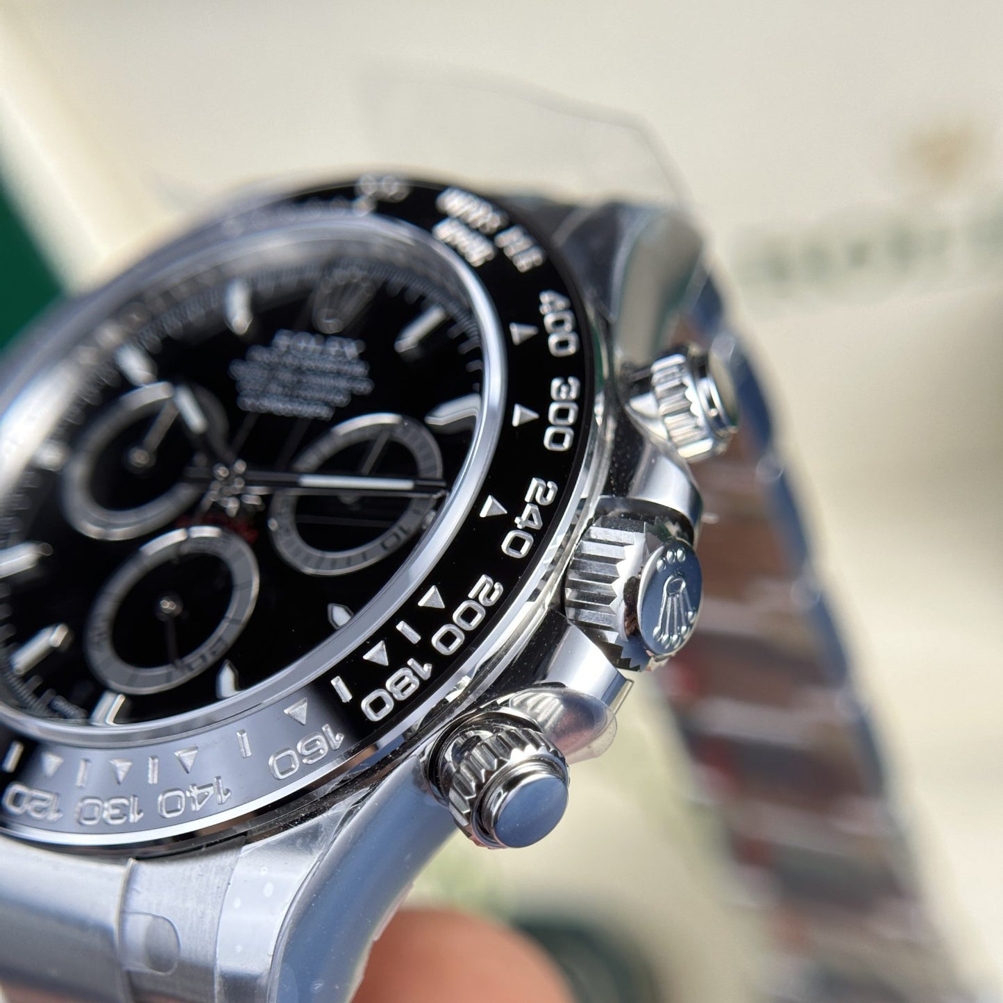 Superclone Rolex Daytona 40 mm Black Dial 126500LN “Godzilla”