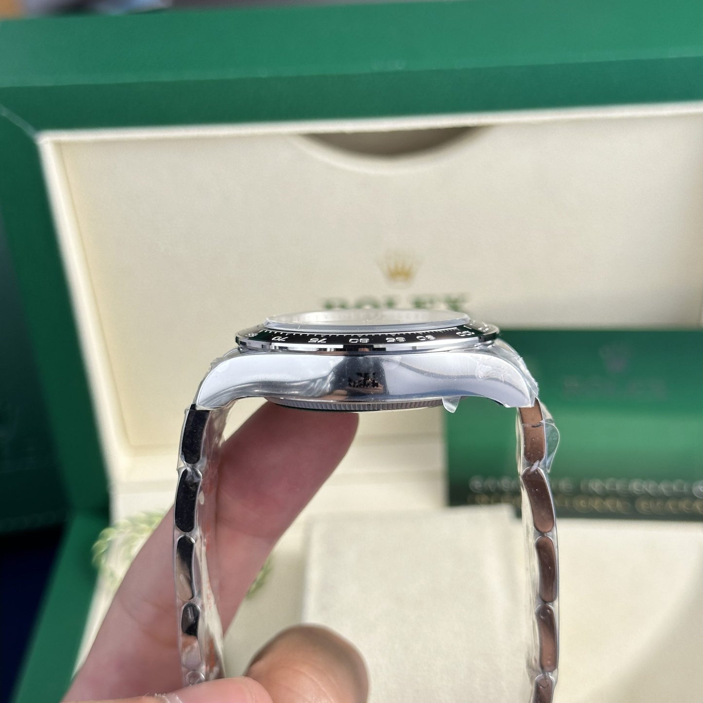 Superclone Rolex Daytona 40 mm Black Dial 126500LN “Godzilla”