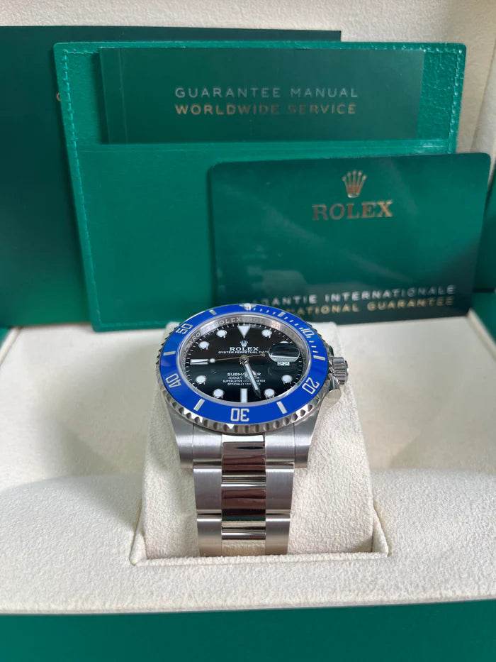 The Rolex Submariner Date Silver 41mm, Black Dial - Blue Bezel
