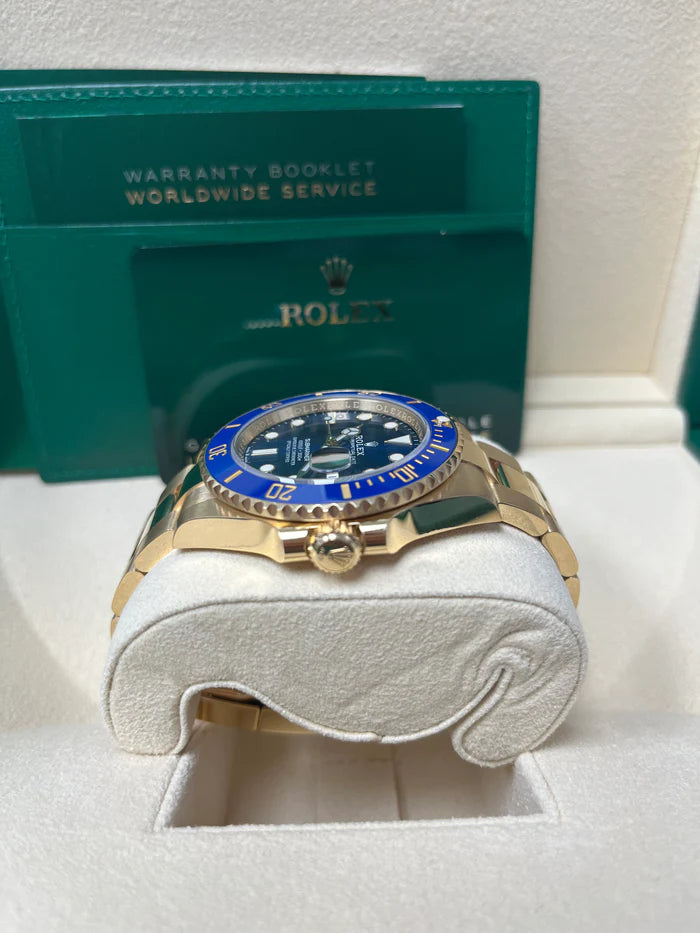 The Rolex Submariner Date Gold 41mm, Blue Dial - Blue Bezel