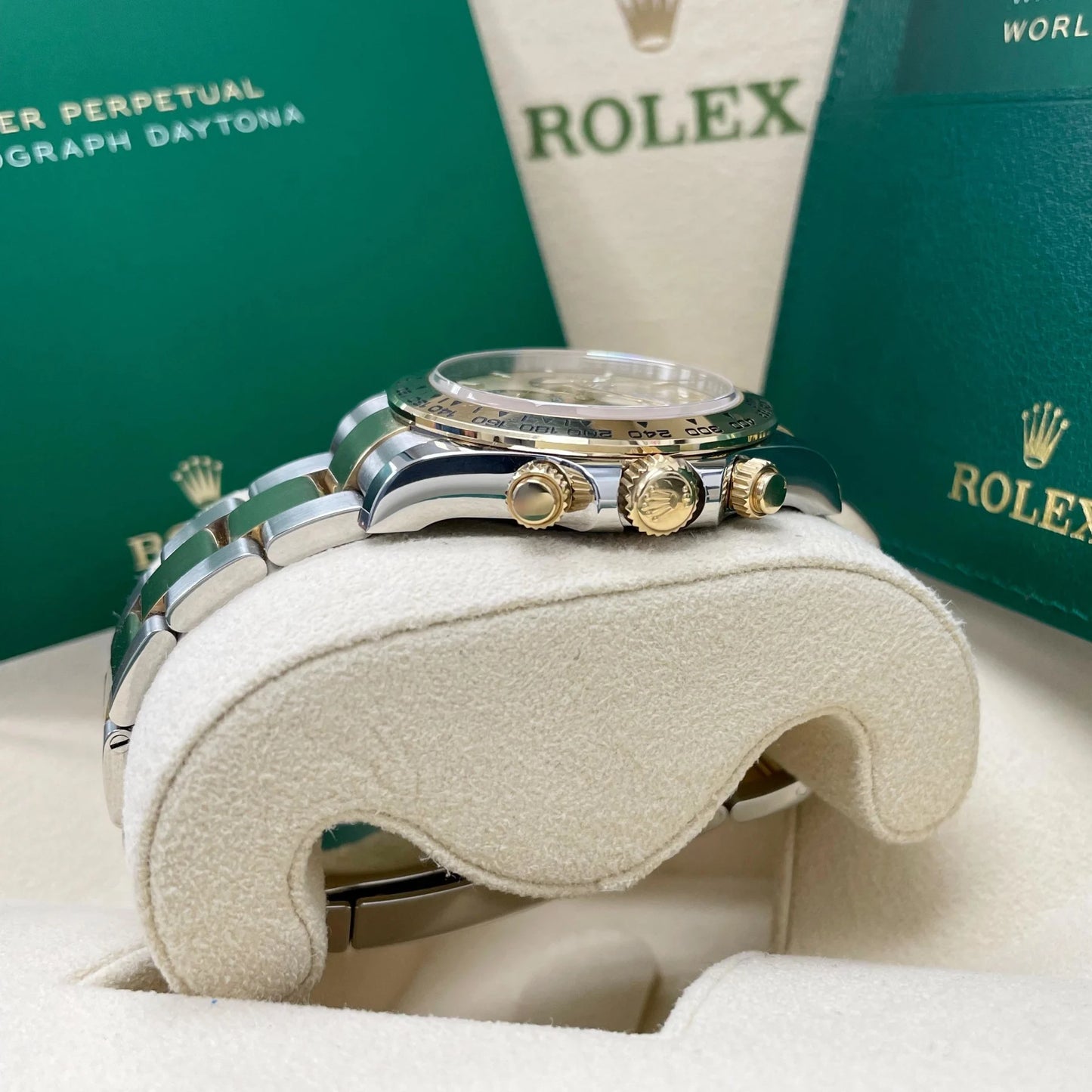 Superclone Rolex Daytona 40 mm Golden Dial 126503