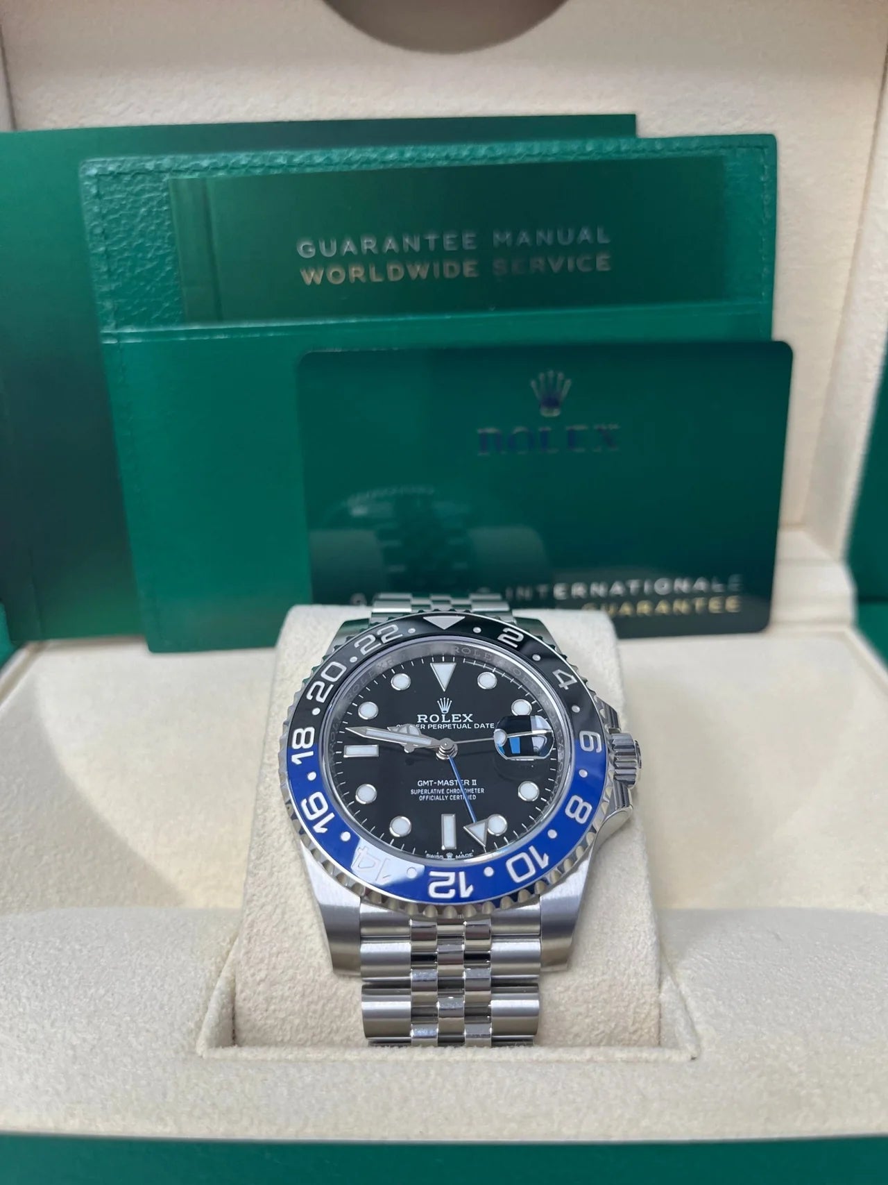 Rolex GMT-Master II 'Batgirl' Stainless Steel Jubilee - 40mm