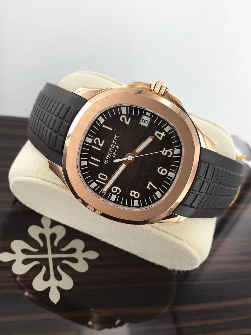 PATEK PHILIPPE ROSE GOLD AQUANAUT - 5167R