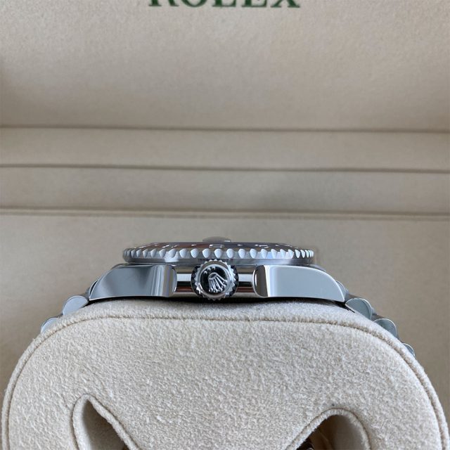 Rolex GMT-Master II 'Pepsi' Stainless Steel Black Dial Jubilee - 126710BLRO