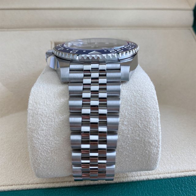 Rolex GMT-Master II 'Pepsi' Stainless Steel Black Dial Jubilee - 126710BLRO