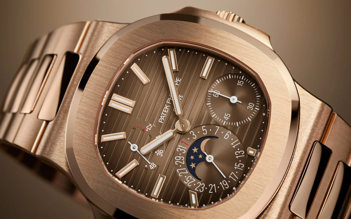 Patek Philippe Nautilus 5712/1R-001 41mm Rose Gold