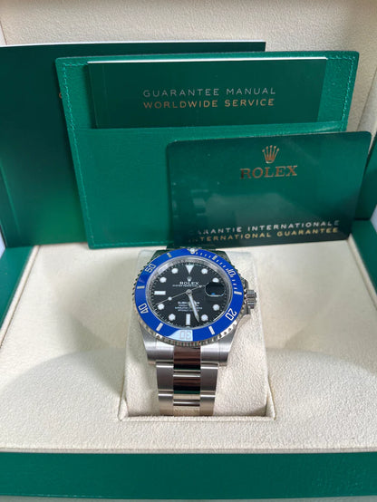 The Rolex Submariner Date Silver 41mm, Black Dial - Blue Bezel