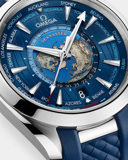 Omega Seamaster Aqua Terra Blue Dial, Blue Rubber 150m Master Chronometer Gmt 220.12.43.22.03.001