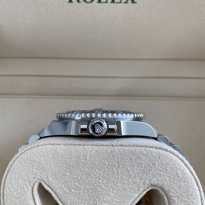 Rolex GMT-Master II 'Pepsi' Stainless Steel Black Dial Jubilee - 126710BLRO